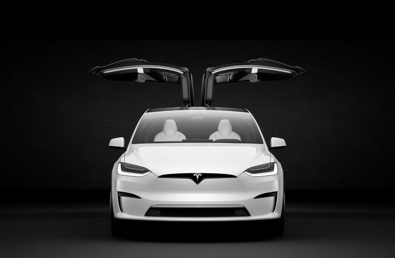 Tesla Model X - View 3