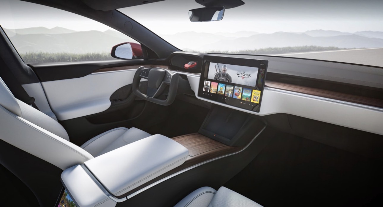 Tesla Model S 2024 – Dual Motor AWD | Luxury Electric Sedan - View 5